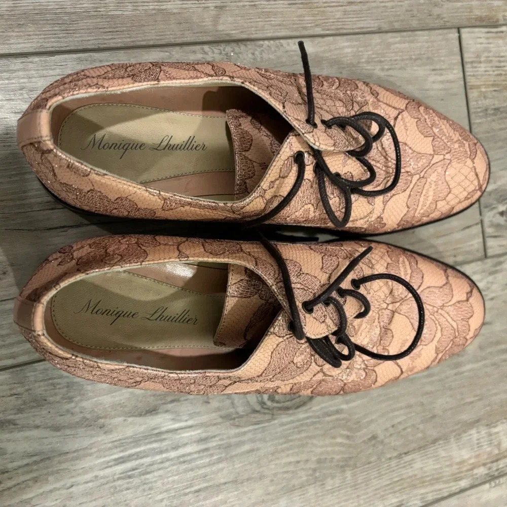Monique Lhuillier Fall 2016 Devon Lace-Like pink tie shoes Woman’s 7.5 - Picture 7 of 10